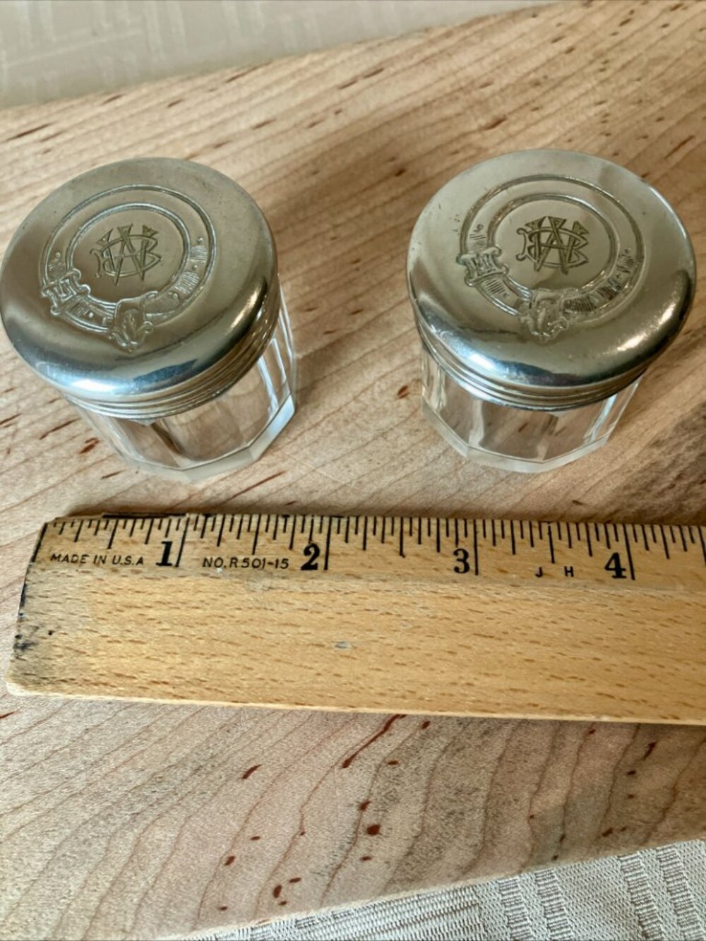 Vintage Silverplate Vanity Set w/ Scottish Buckle Crest and Monogram - Picture 13 of 14